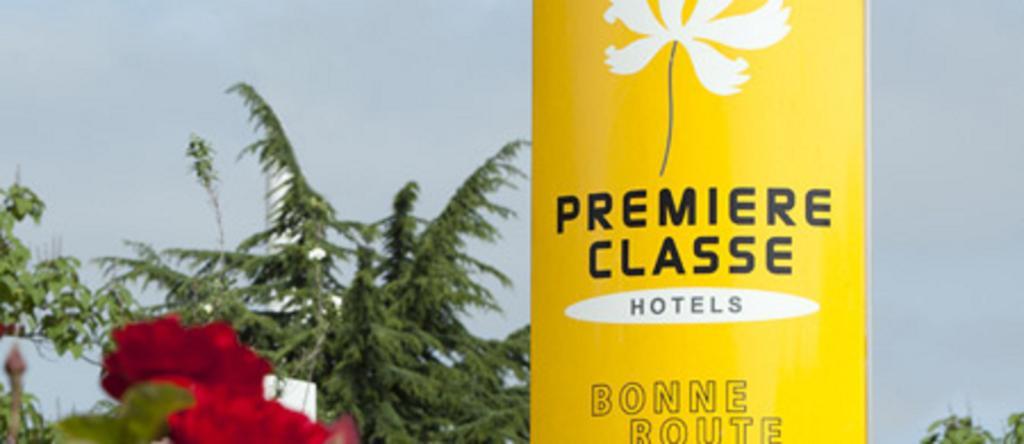 Premiere Classe Versailles - Saint Cyr L'Ecole Exterior foto